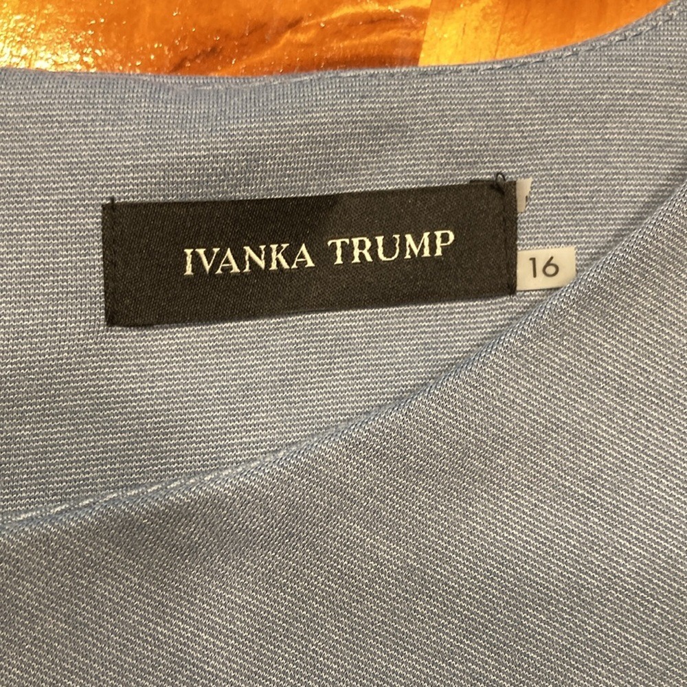Ivanka Trump Womens Slate Blue Pleated Waist Sheath Dress Size 16 Sleeveless - Picture 3 of 11
